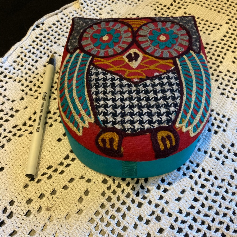 Decorative owl container with woven top